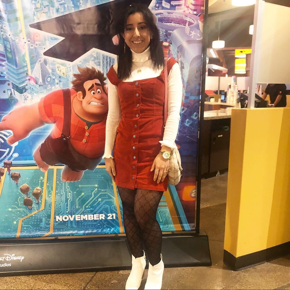 Urban outfitters overall cuordroy dress size is 0